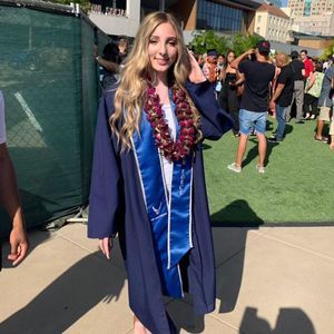 Meet your Posher, Emma